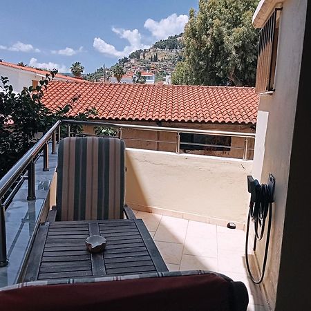 Zeta ' S House Apartment นาฟปาคตอส ภายนอก รูปภาพ