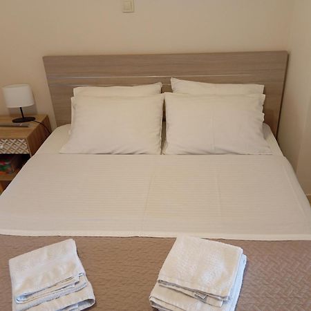 Zeta ' S House Apartment นาฟปาคตอส ภายนอก รูปภาพ
