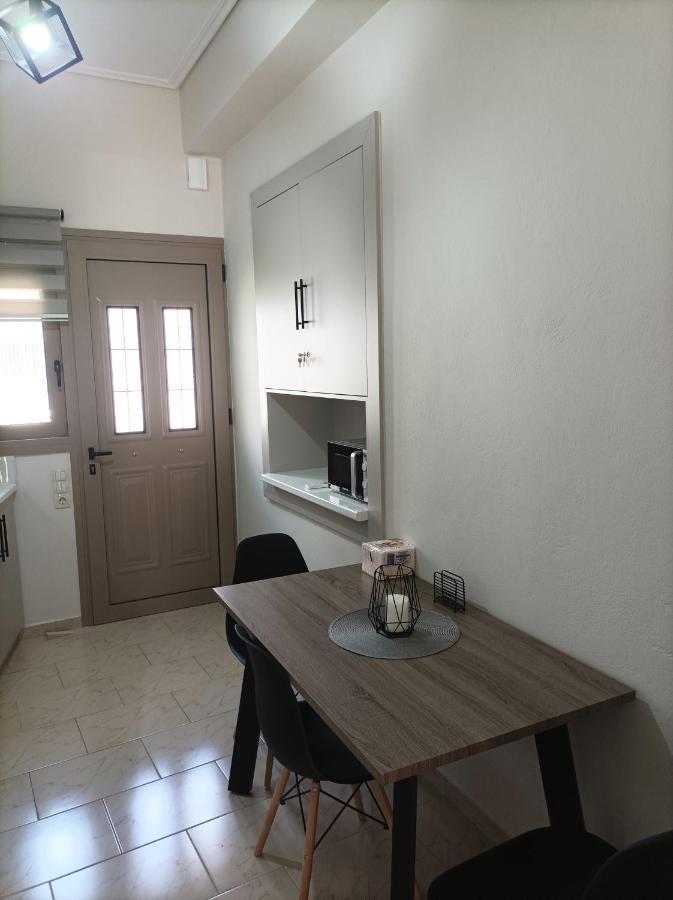 Zeta ' S House Apartment นาฟปาคตอส ภายนอก รูปภาพ