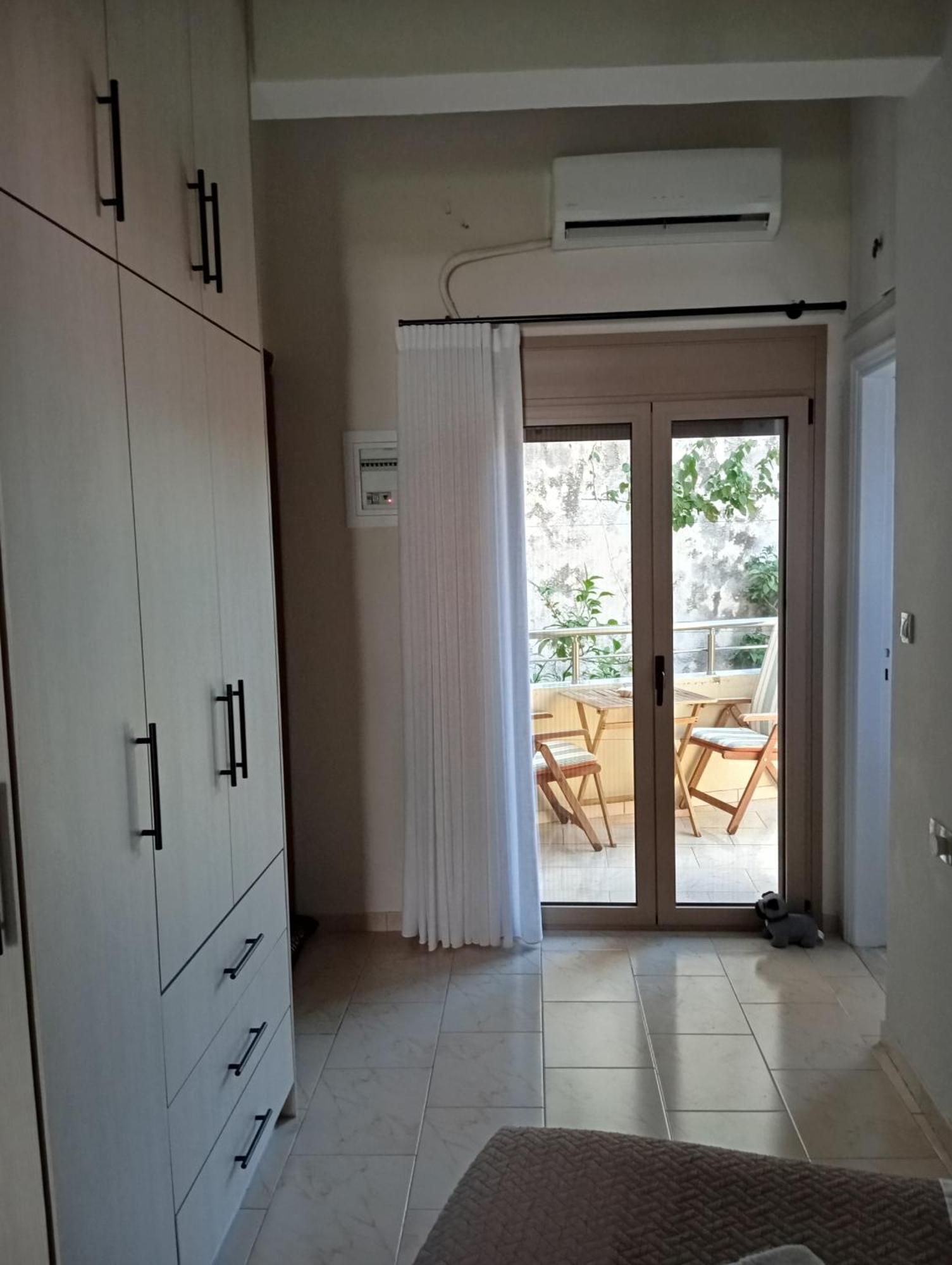 Zeta ' S House Apartment นาฟปาคตอส ภายนอก รูปภาพ